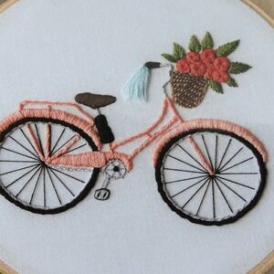 Lot of 2 Embroidery Kit Leisure Arts Bicycle Ride/Keep Learning Floral DIY Decor